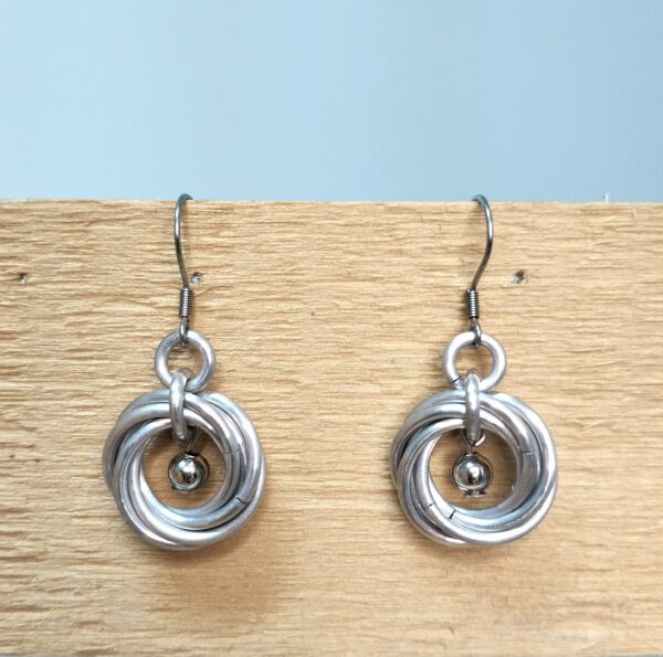 Brincos Espiral Mobius