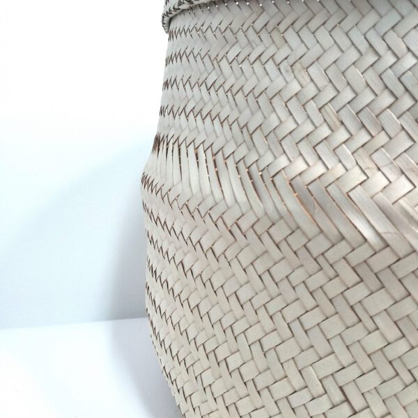Cesta grande natural com "barriga"