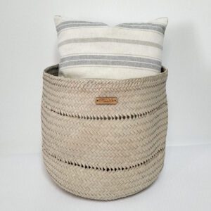 Cesta artesanal natural média