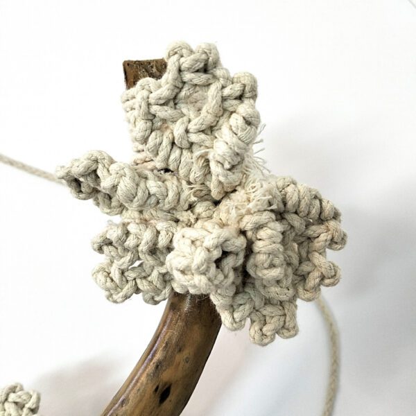 Macramé em tronco maior
