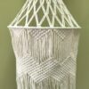 Candeeiro de teto em macramé