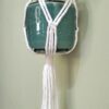 Suporte para vaso em macramé branco