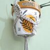 Suporte para vaso em macramé natural com bolas nas pontas