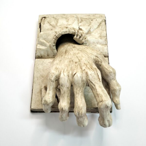 Escultura Maria Gancha