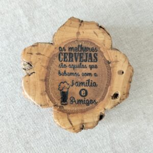 Abre-cápsulas em madeira de sobreiro pirogravada