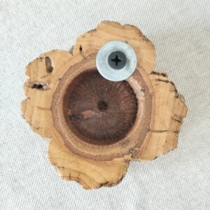 Abre-cápsulas em madeira de sobreiro pirogravada